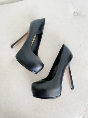 BEBE Leather Vintage Black Platform Heels 7