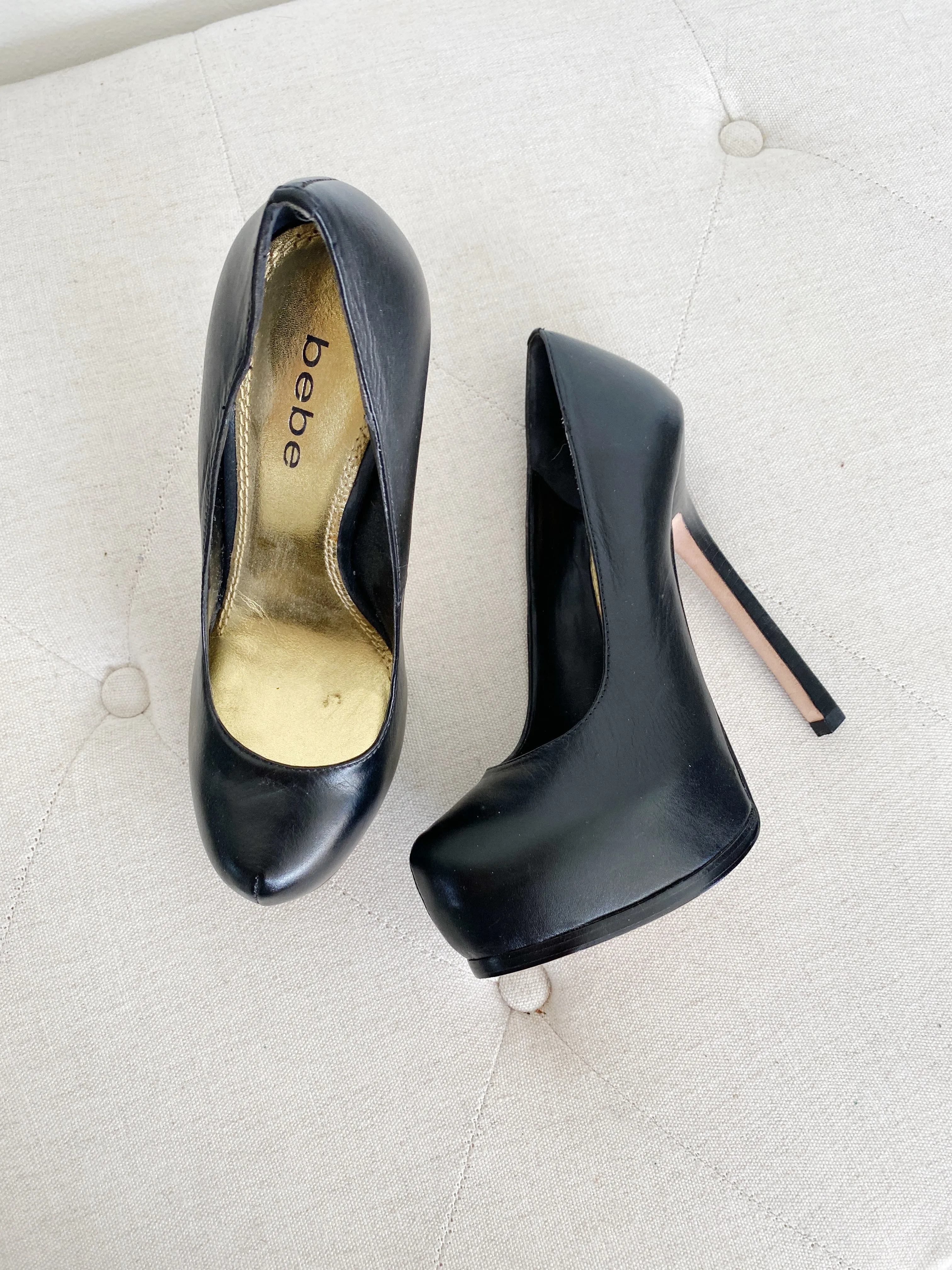 BEBE Leather Vintage Black Platform Heels 7