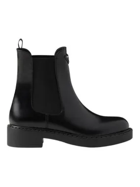 Brushed Calf Leather Chelsea Boots Black