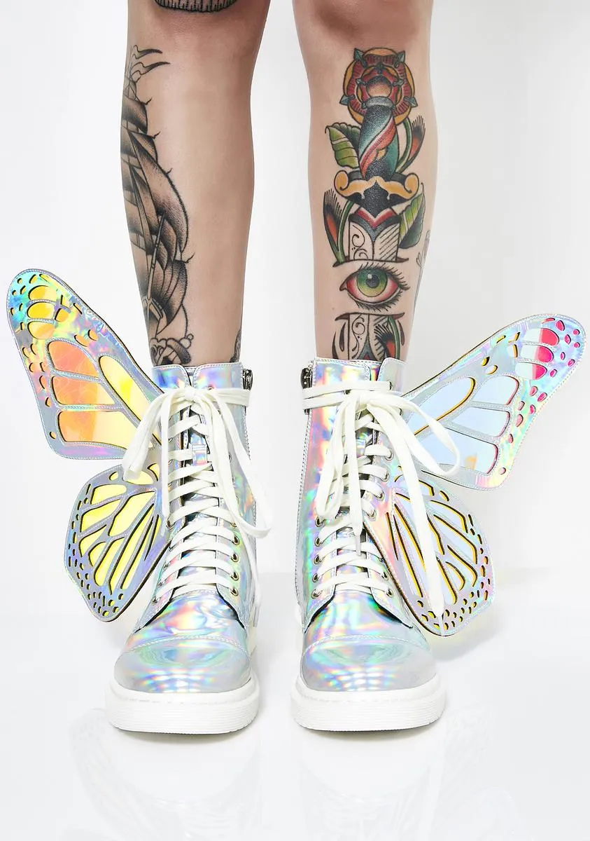 Holographic Metamorphic Boots