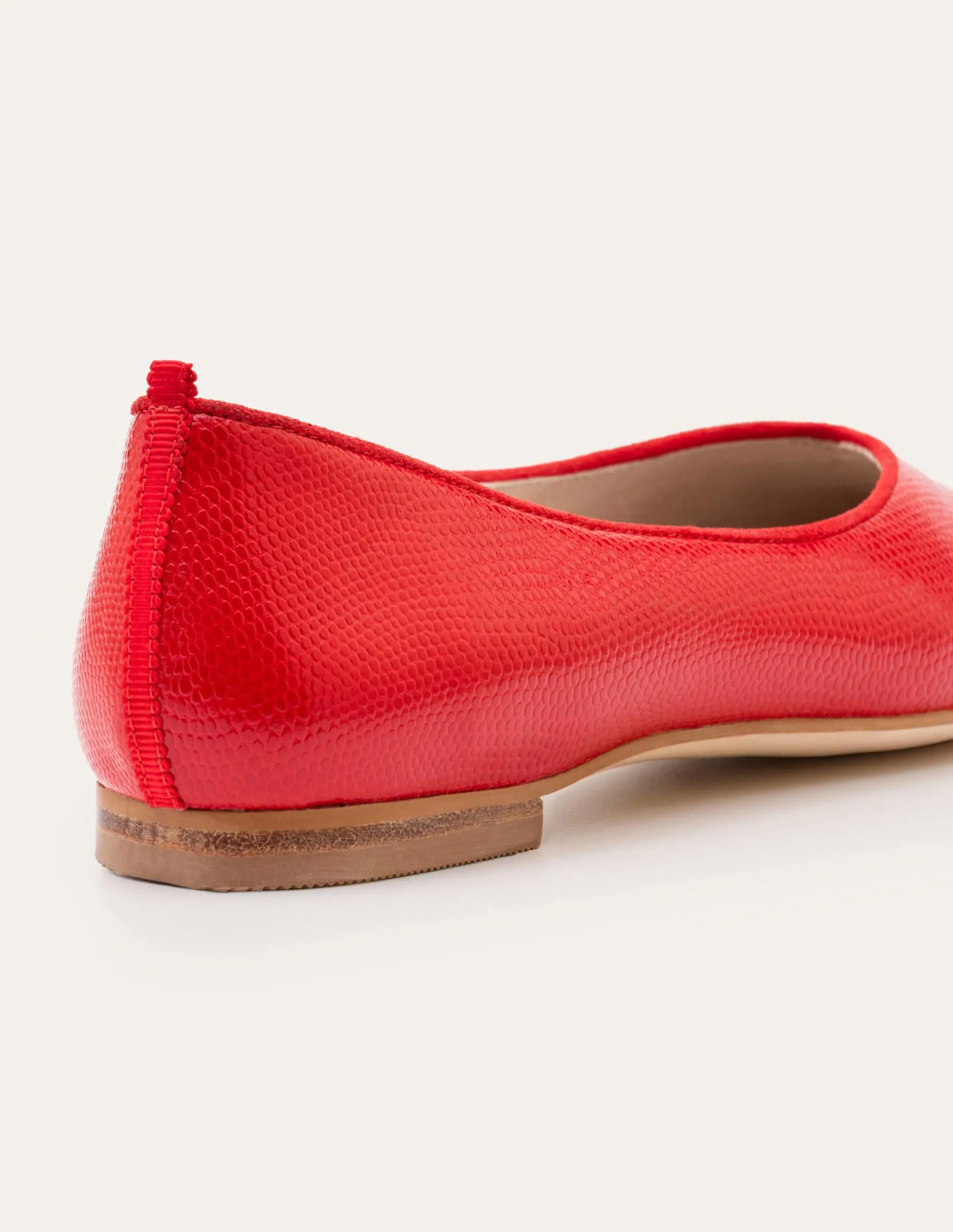 Julia Pointed Flats-Red Lizard