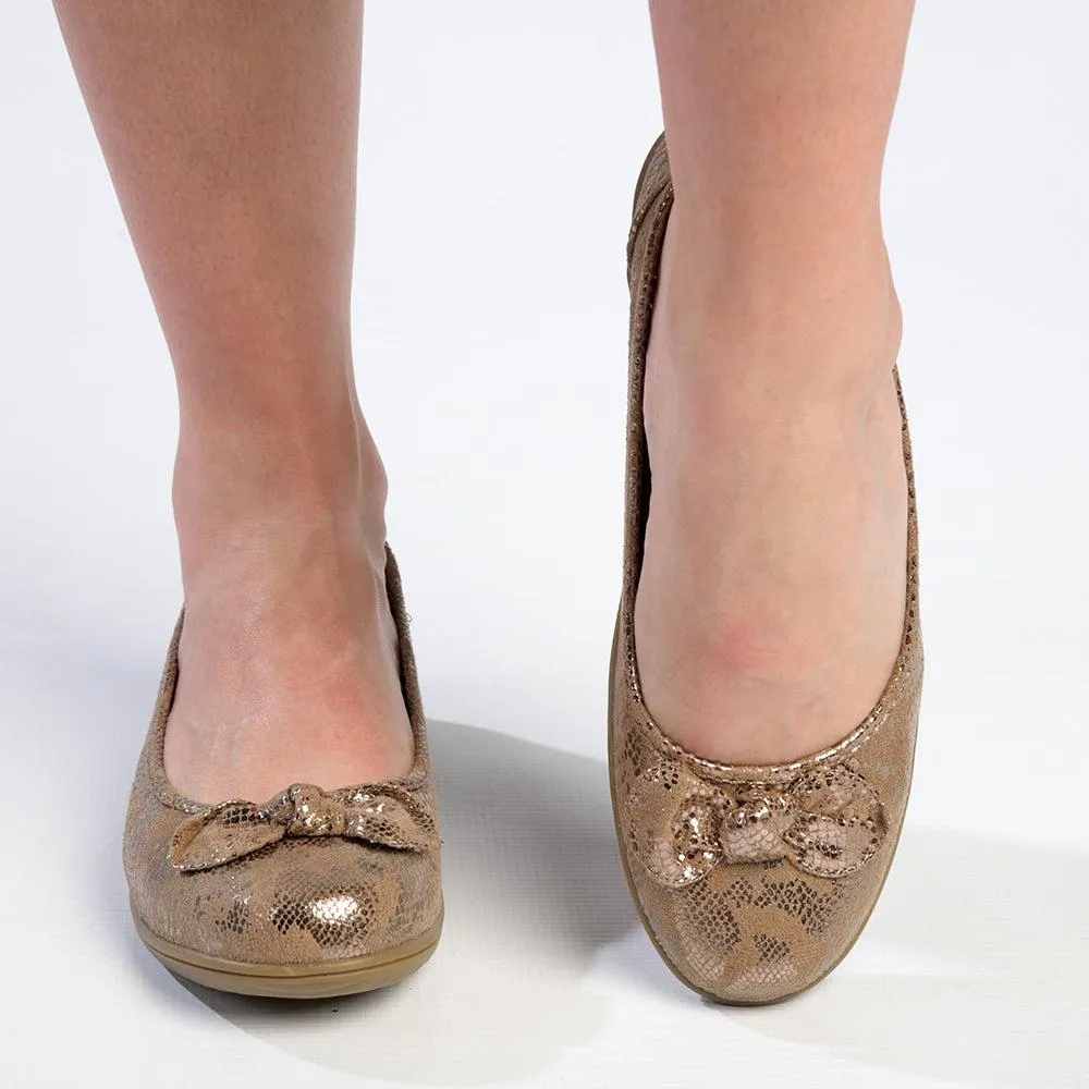 Soft Style by Hush Puppies Kalina Pump - Reptile Bronze