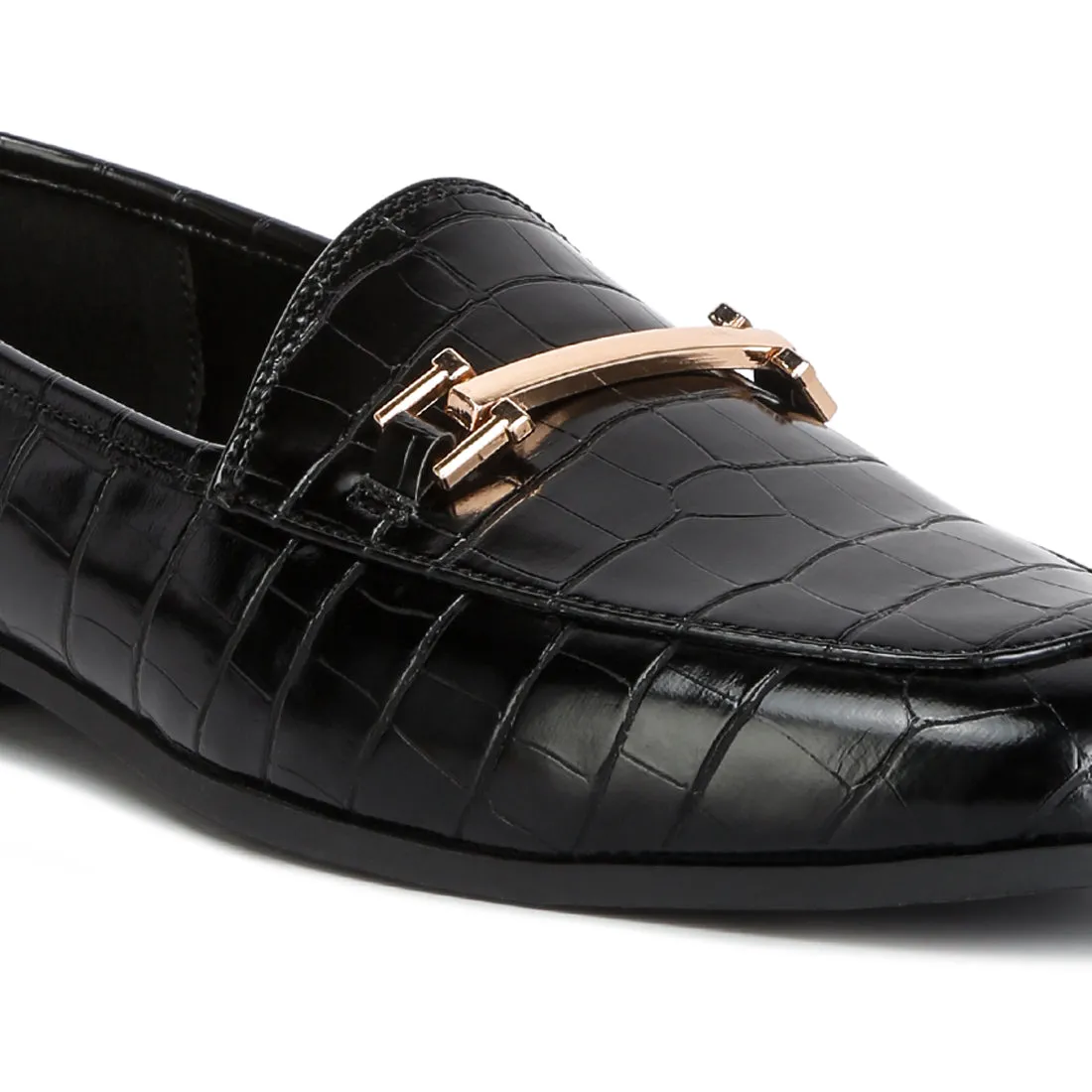 Street-Smart Horsebit Embellished Loafers