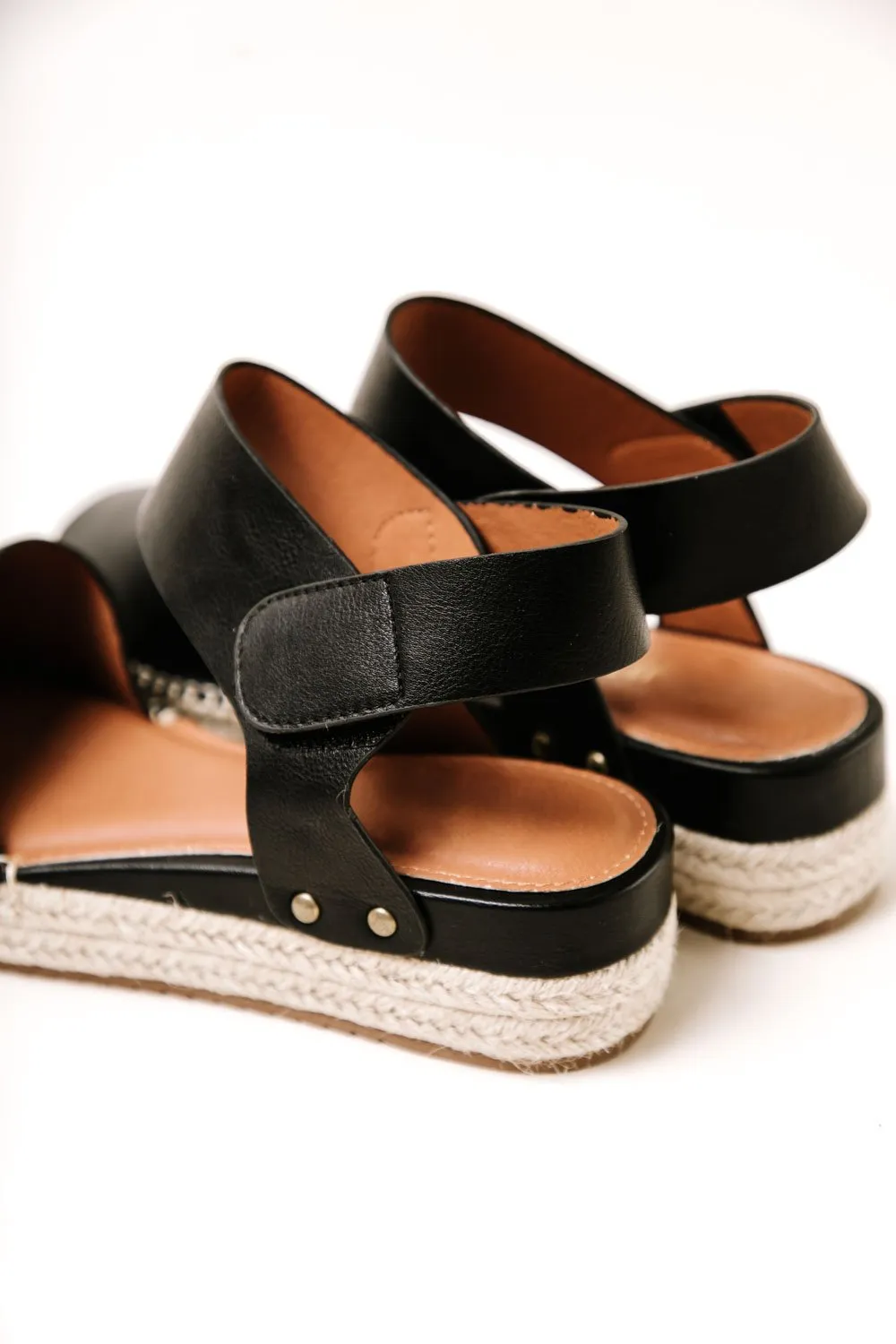 Valley Espadrille Sandal in Black